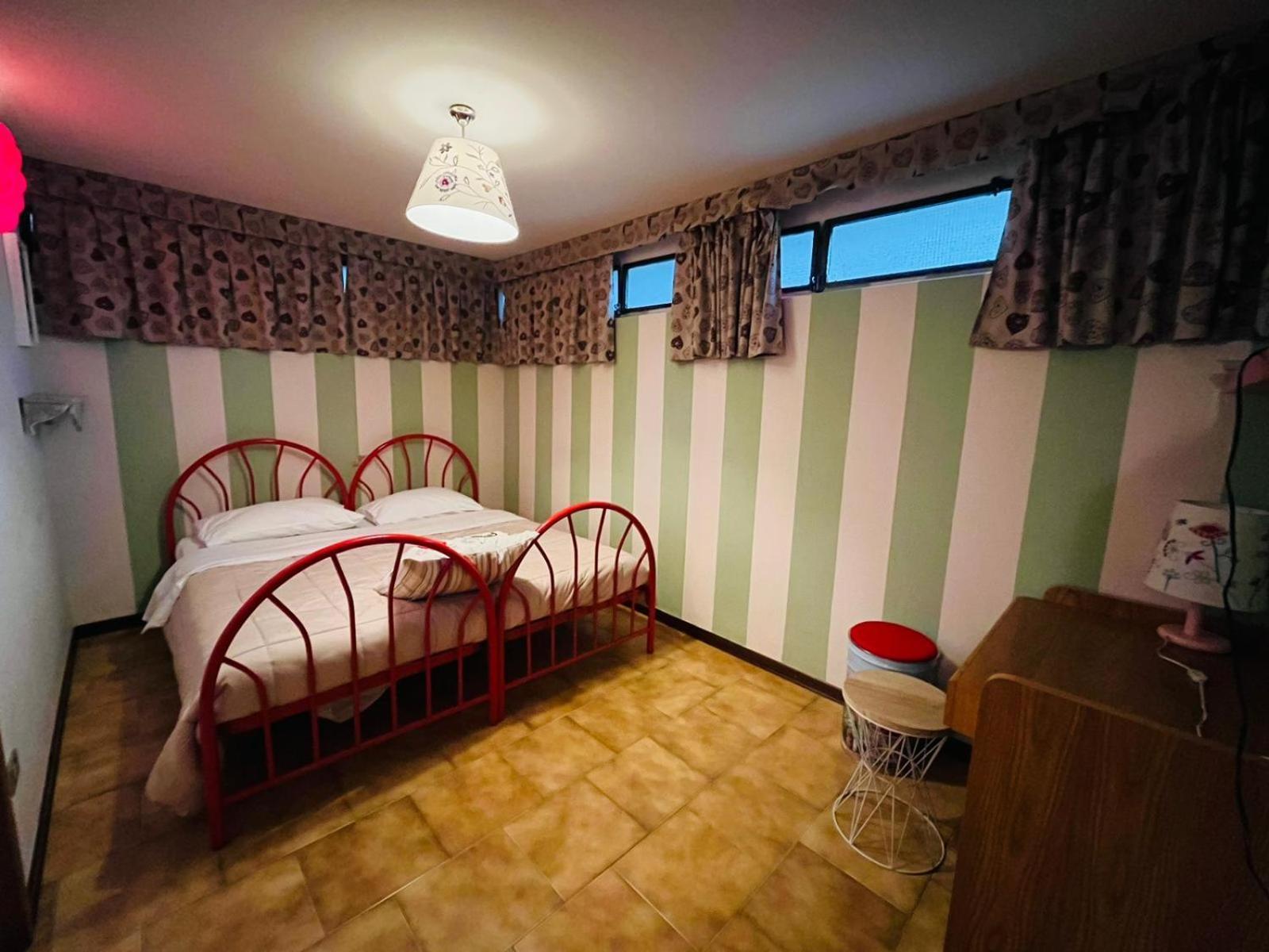 San Luigi - Rooms & Apartments Campodolcino Room photo